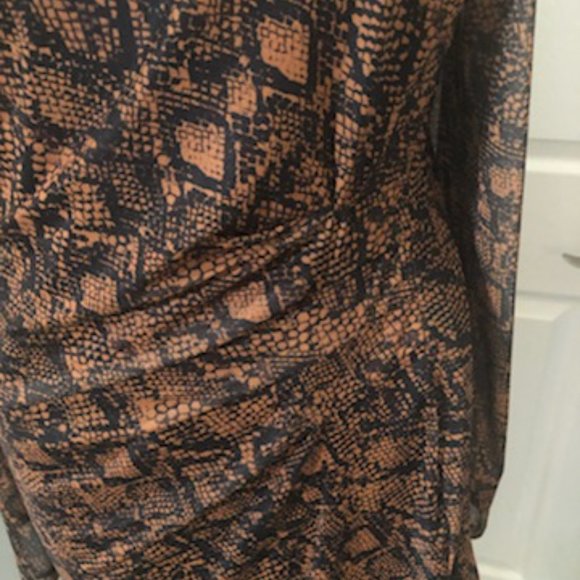 INC Concepts, beautifully draped dress SIZE 10 NWOT - Picture 3 of 6